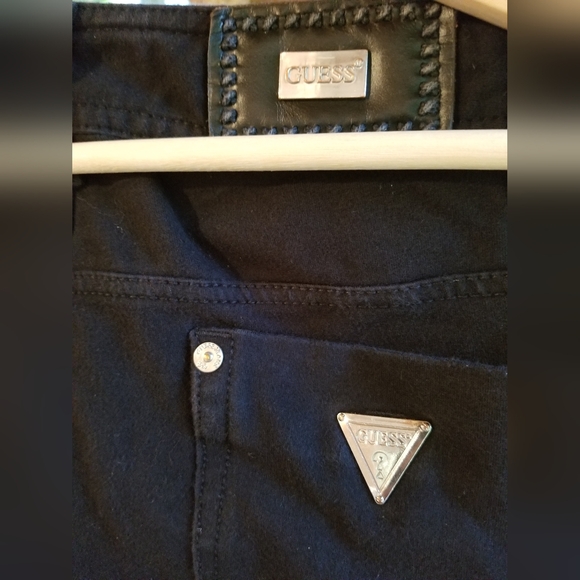 Black Jean's Guess Brand Vietnam Womans Size 28 Medium - Picture 9 of 13